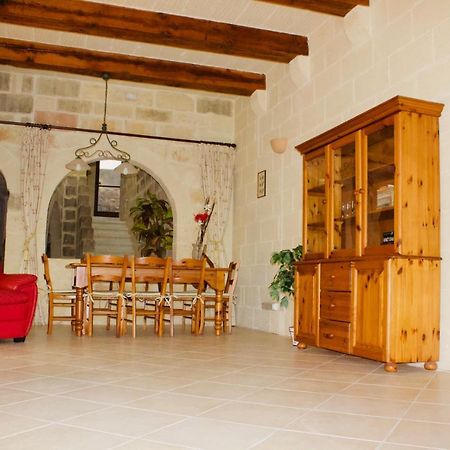 400 Year Old Converted Farmhouse With Private Pool Villa Xagħra Eksteriør billede