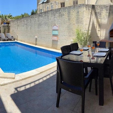 400 Year Old Converted Farmhouse With Private Pool Villa Xagħra Eksteriør billede