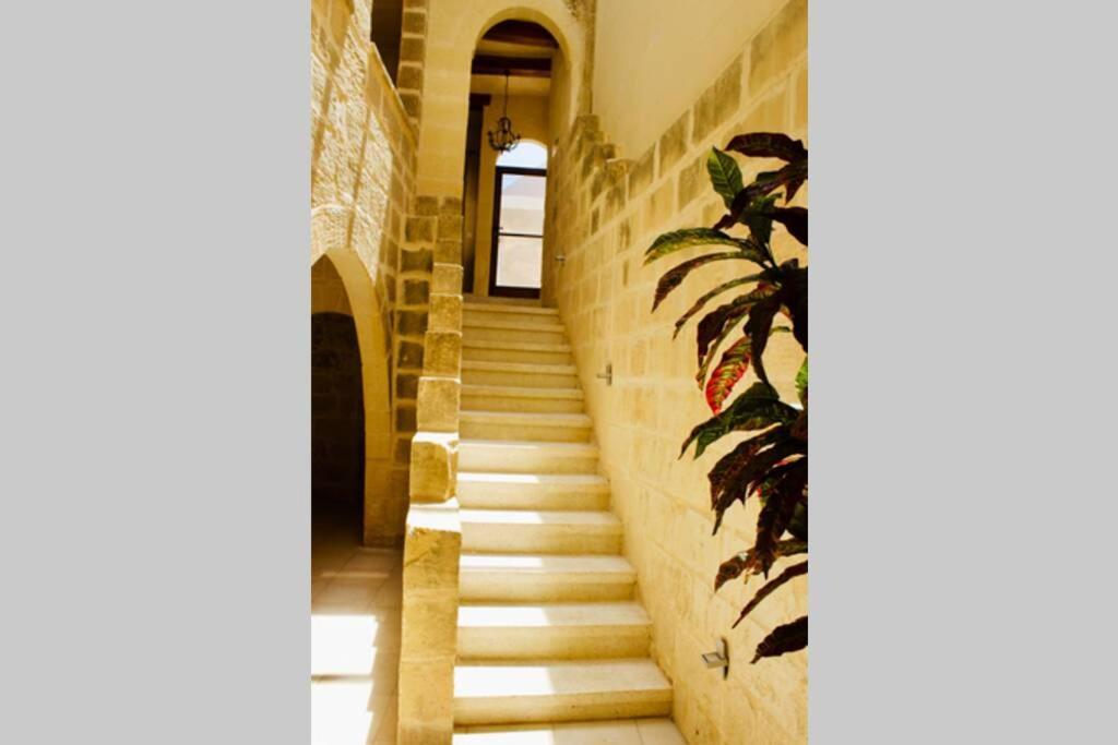 400 Year Old Converted Farmhouse With Private Pool Villa Xagħra Eksteriør billede