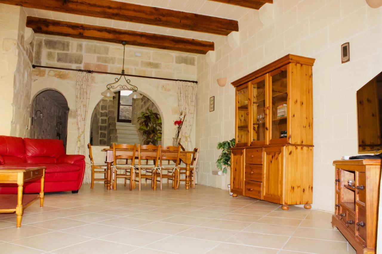 400 Year Old Converted Farmhouse With Private Pool Villa Xagħra Eksteriør billede