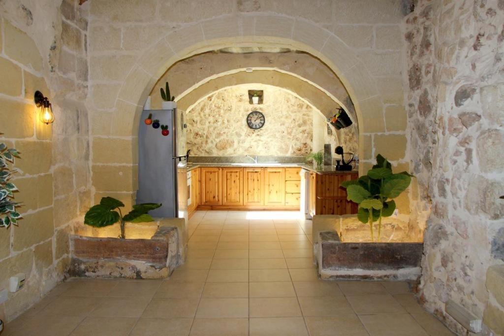 400 Year Old Converted Farmhouse With Private Pool Villa Xagħra Eksteriør billede