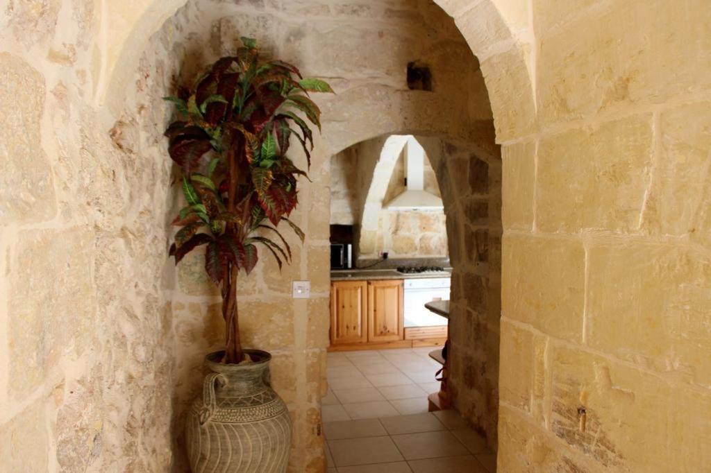 400 Year Old Converted Farmhouse With Private Pool Villa Xagħra Eksteriør billede