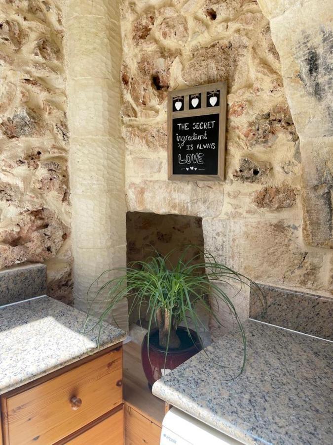 400 Year Old Converted Farmhouse With Private Pool Villa Xagħra Eksteriør billede