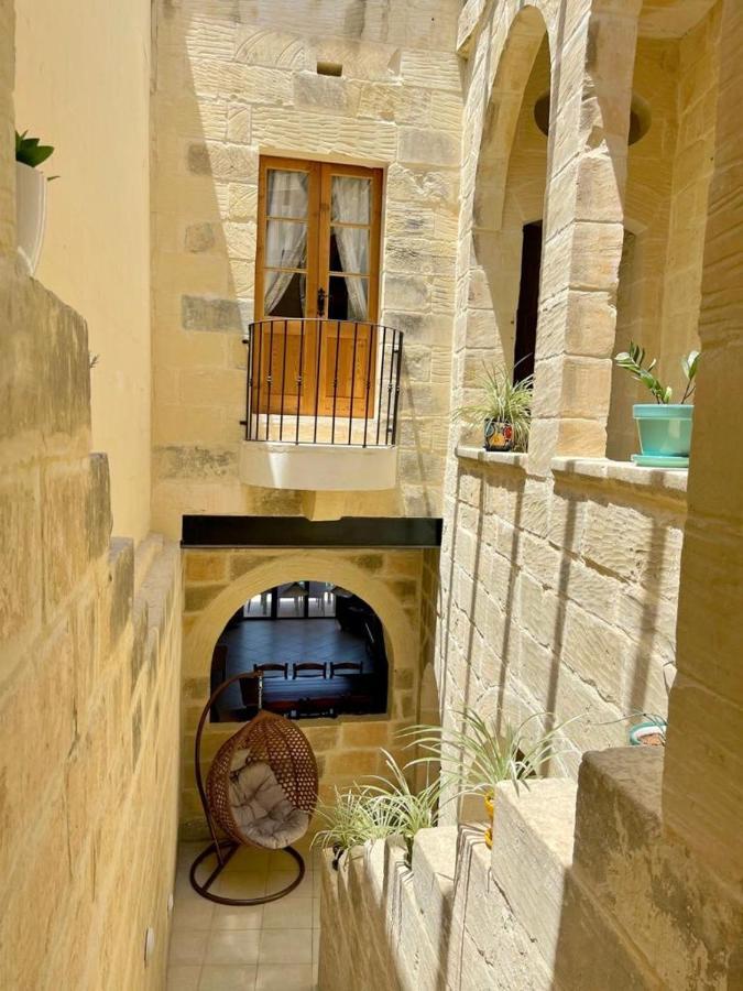 400 Year Old Converted Farmhouse With Private Pool Villa Xagħra Eksteriør billede